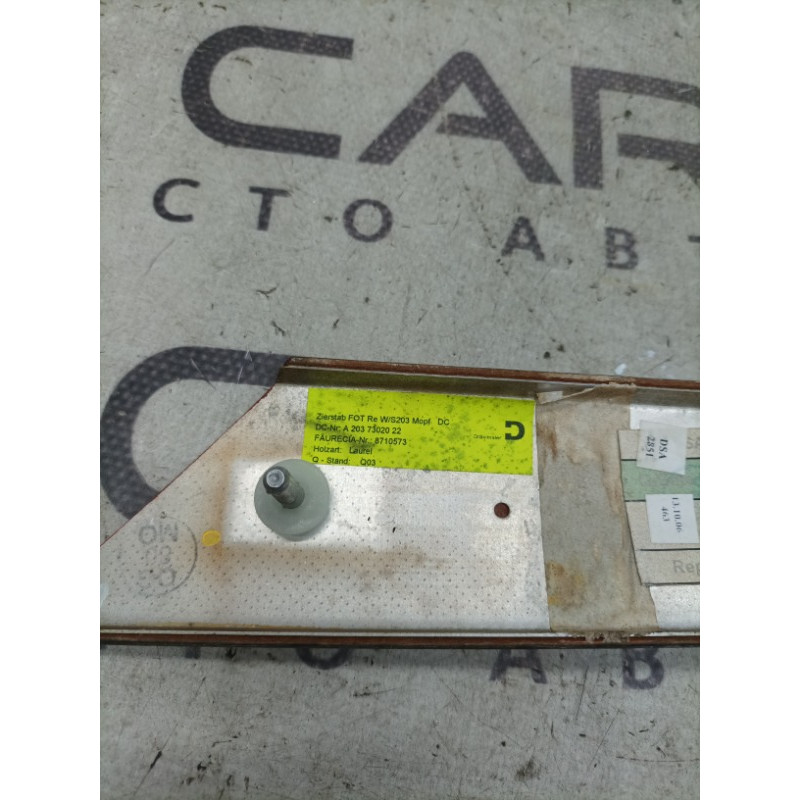 Декоративная накладка карты двери (салон) Mercedes-Benz C-class W203 2007 3.0 a2037302022