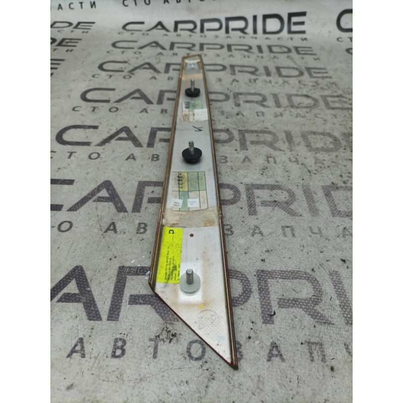 Декоративная накладка карты двери (салон) Mercedes-Benz C-class W203 2007 3.0 a2037302022