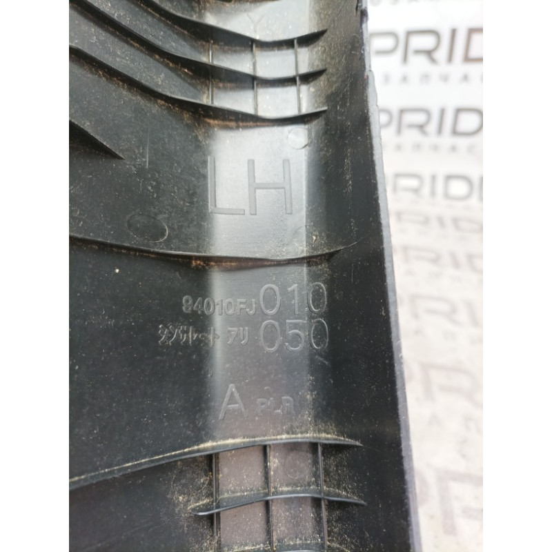 Обшивка Стойки (салон) Subaru Impreza WRX 2019 94010fj010