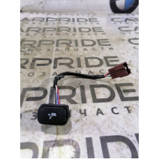 Кнопка регулировки сиденья