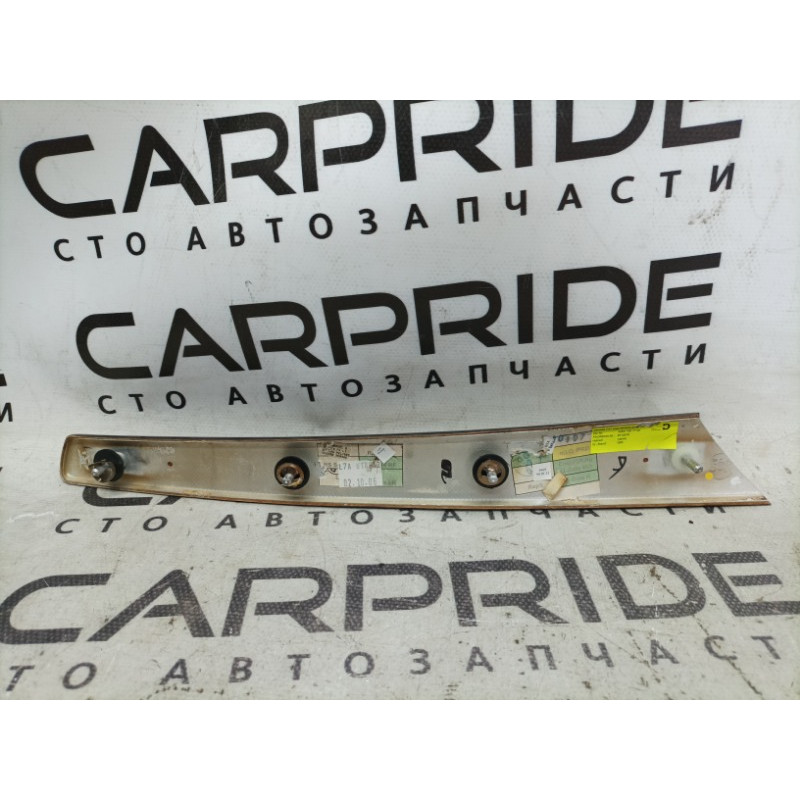 Декоративная накладка карты двери (салон) Mercedes-Benz C-class W203 2007 3.0 a2037201722