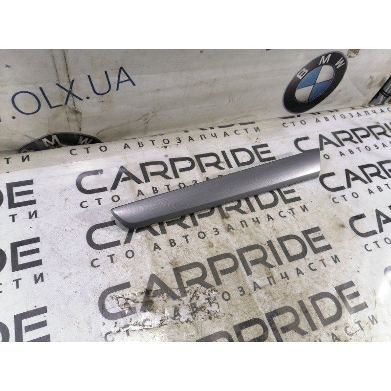 Декоративная накладка карты двери (салон) Volkswagen Passat B7 561867409b