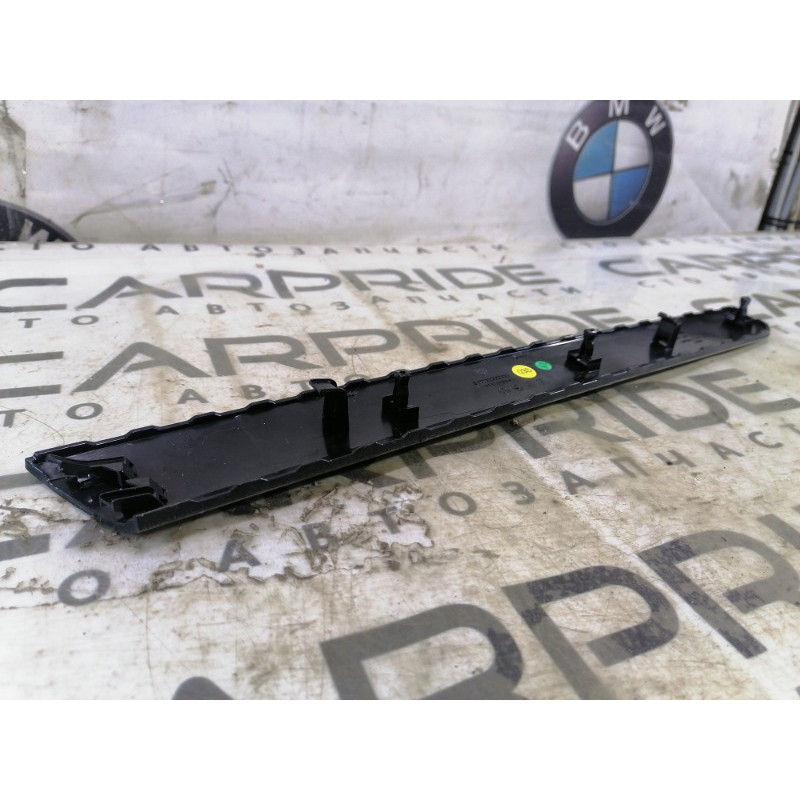 Декоративная накладка карты двери (салон) Volkswagen Passat B7 561867409b