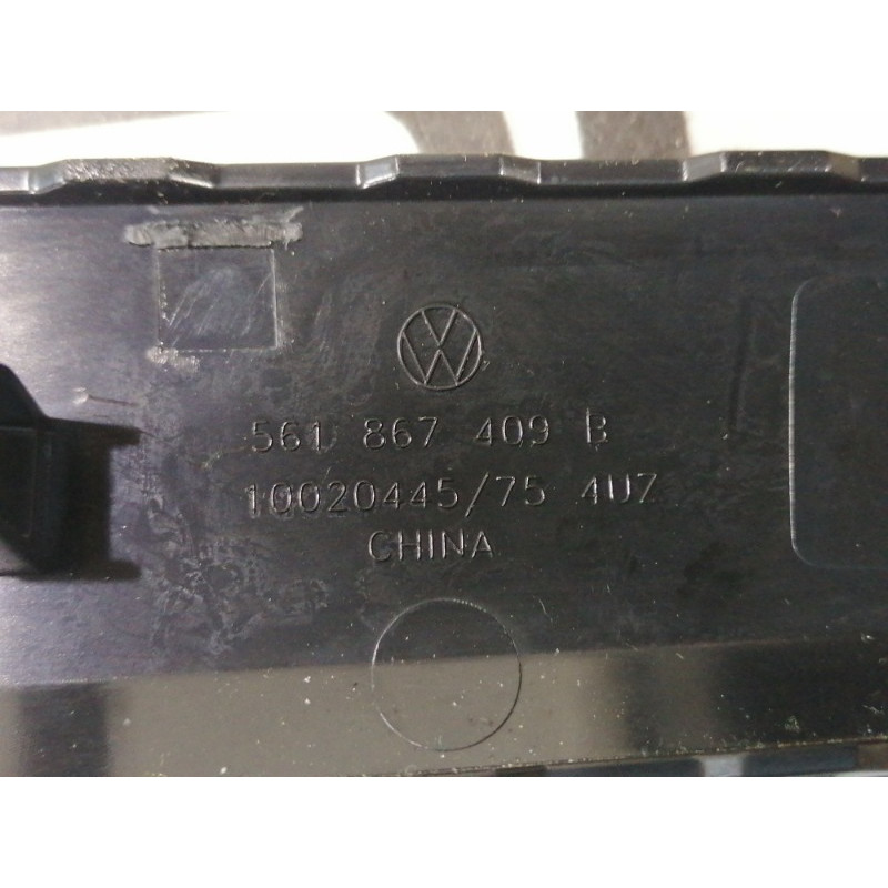 Декоративная накладка карты двери (салон) Volkswagen Passat B7 561867409b