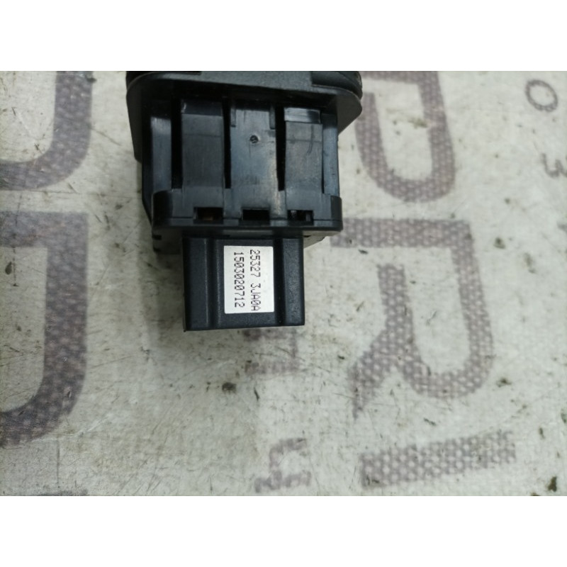 Розетка (электрика) Infiniti QX60 L50 2015 3.5 253273ja0a