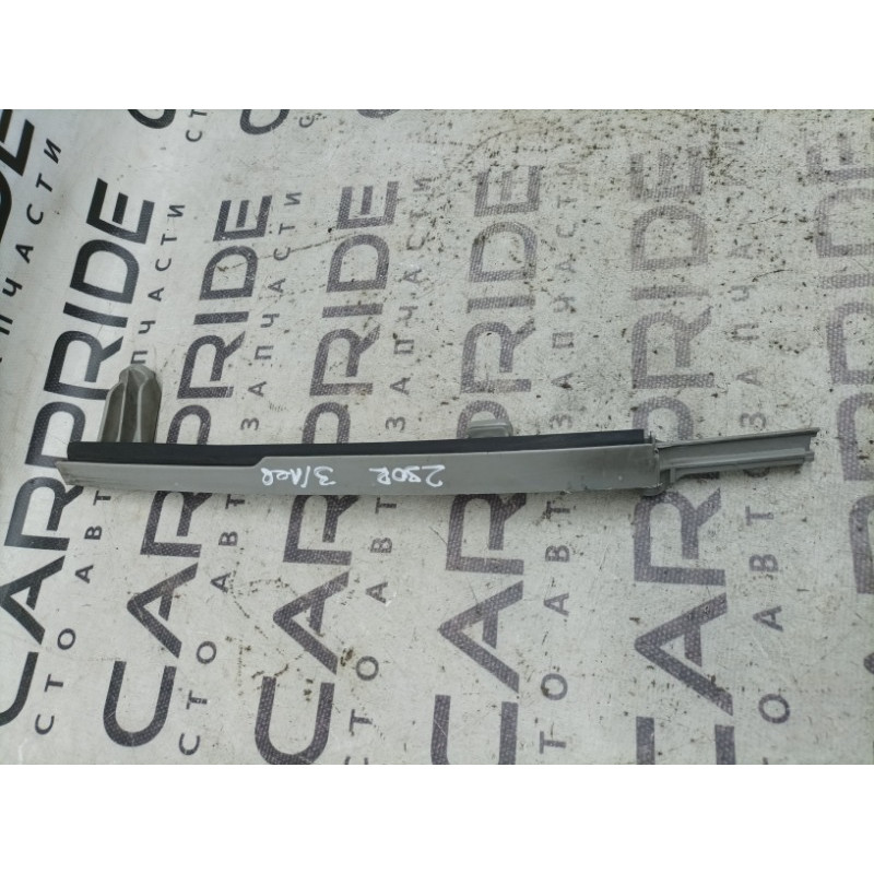 Направляющая стекла двери (кузов и элементы) KIA Sorento UM 2013 2.4 835102p000