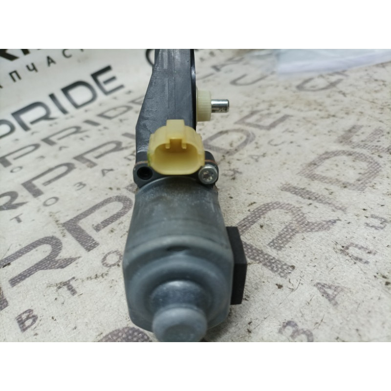 Мотор стеклоподъемника (электрика) KIA Sorento UM 2013 2.4 834501u000