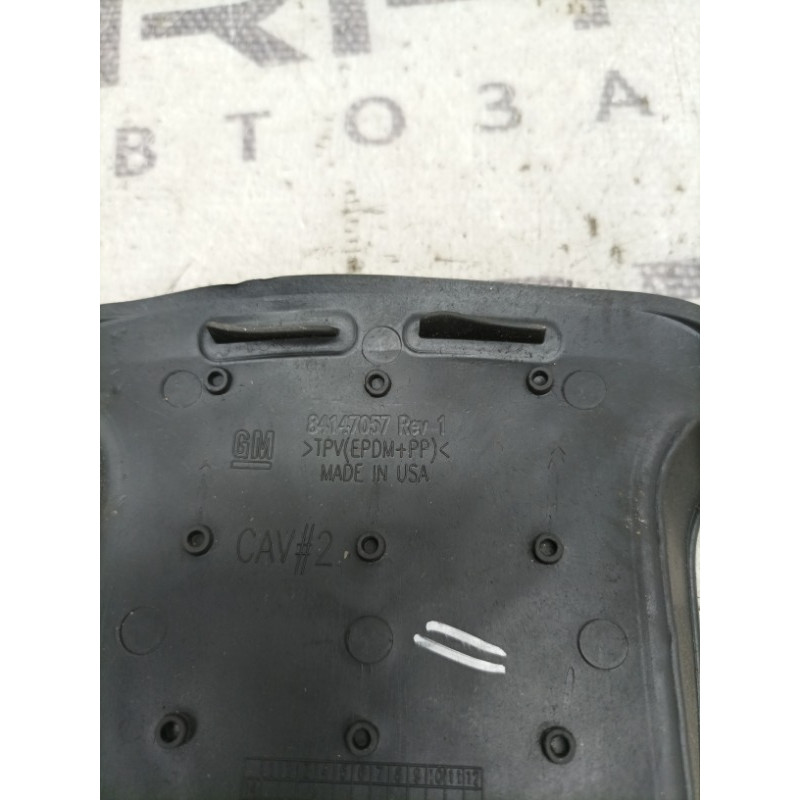 Коврик центральной консоли (салон) Cadillac Xt5 1 2016 3.6 84147057