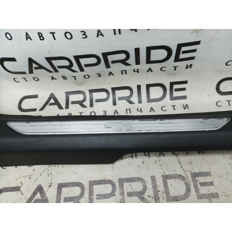 Накладка на порог (кузов и элементы) Cadillac Xt5 1 2016 3.6 84205993