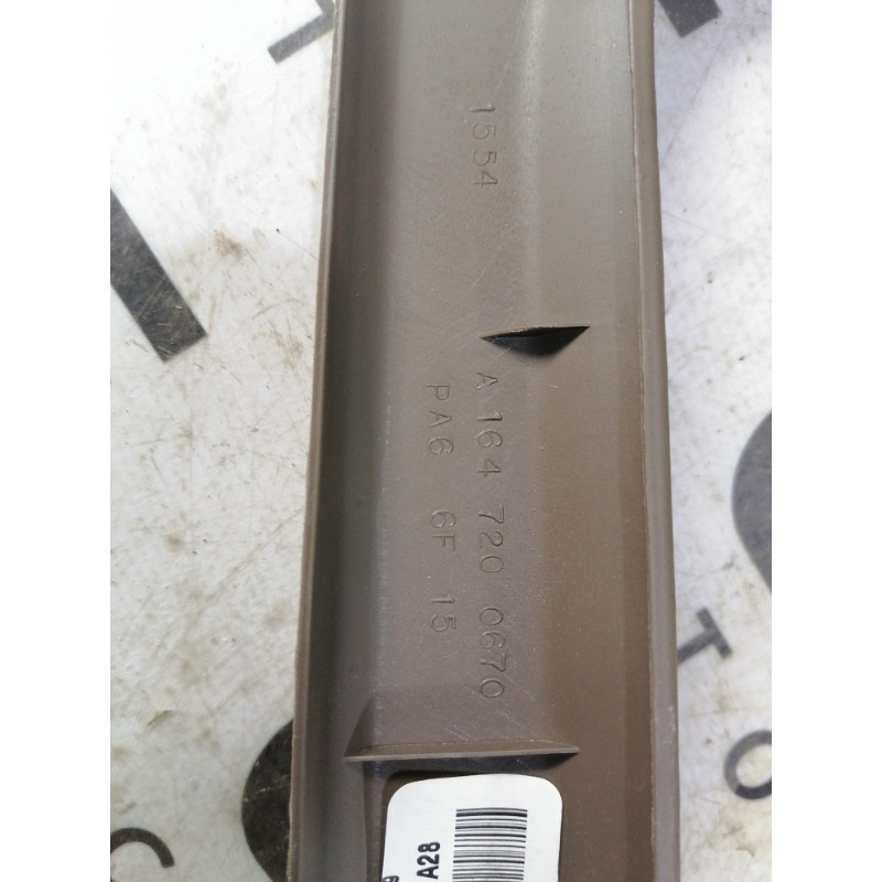 Внутрішня накладка двері (салон) Mercedes-Benz GL X164 2012 4.6 a1647200670