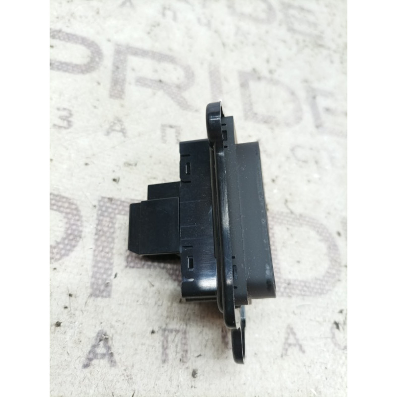 Кнопка ESP (электрика / кнопки) Cadillac Xt5 1 2016 3.6 23475892