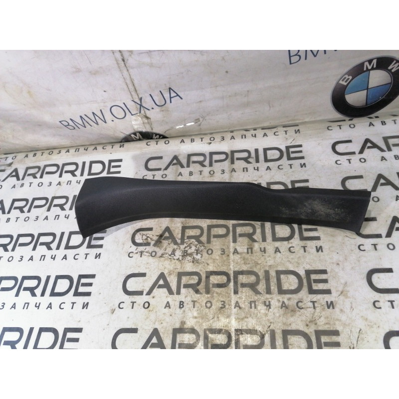 Накладка на порог (кузов и элементы) Cadillac Xt5 1 2016 3.6 84126053