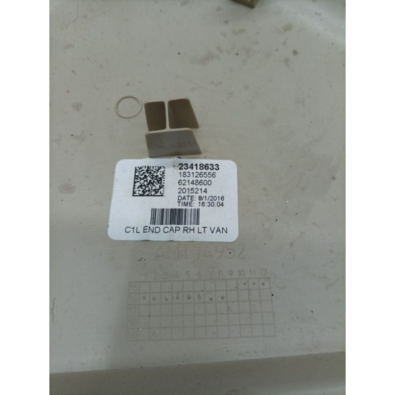 Накладка торпеды боковая (салон) Cadillac Xt5 1 2016 3.6 23418633