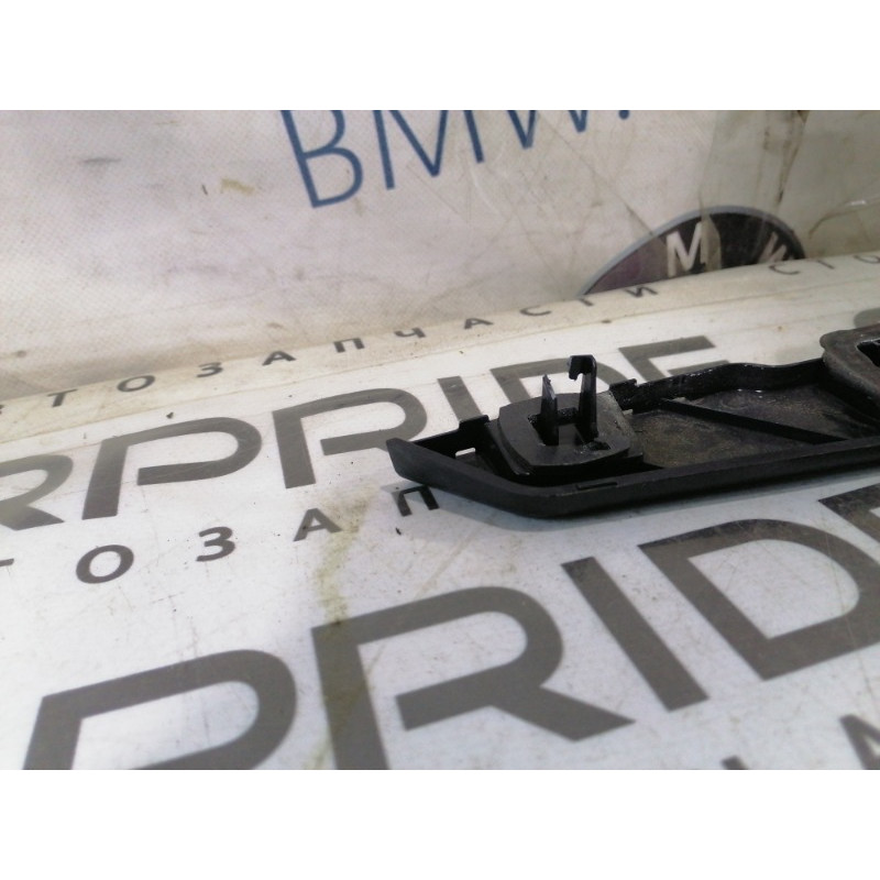 Панель подсветки номера (кузов и элементы) Jeep Cherokee KL 2014 3.2 5RN33RXFAA