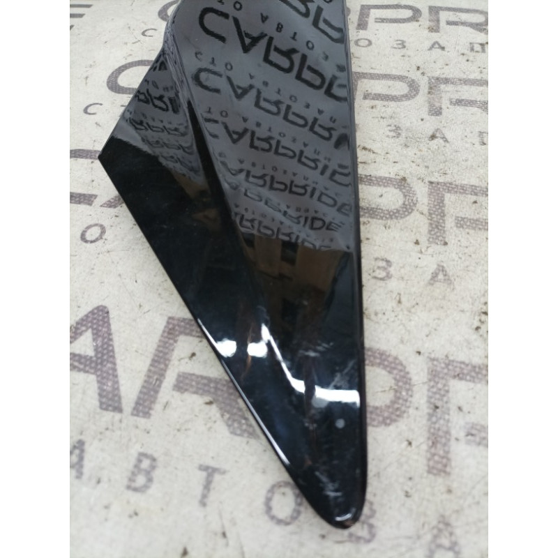 Молдинг стойки внешний (наружные элементы кузова) Cadillac Xt5 1 2016 3.6 23201847