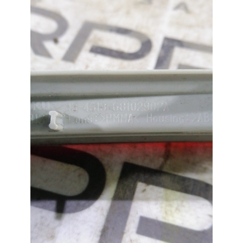 Повторитель стоп сигнала (оптика) Jeep Cherokee KL 2014 3.2 68102902AB