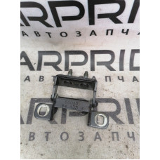 Петля багажника