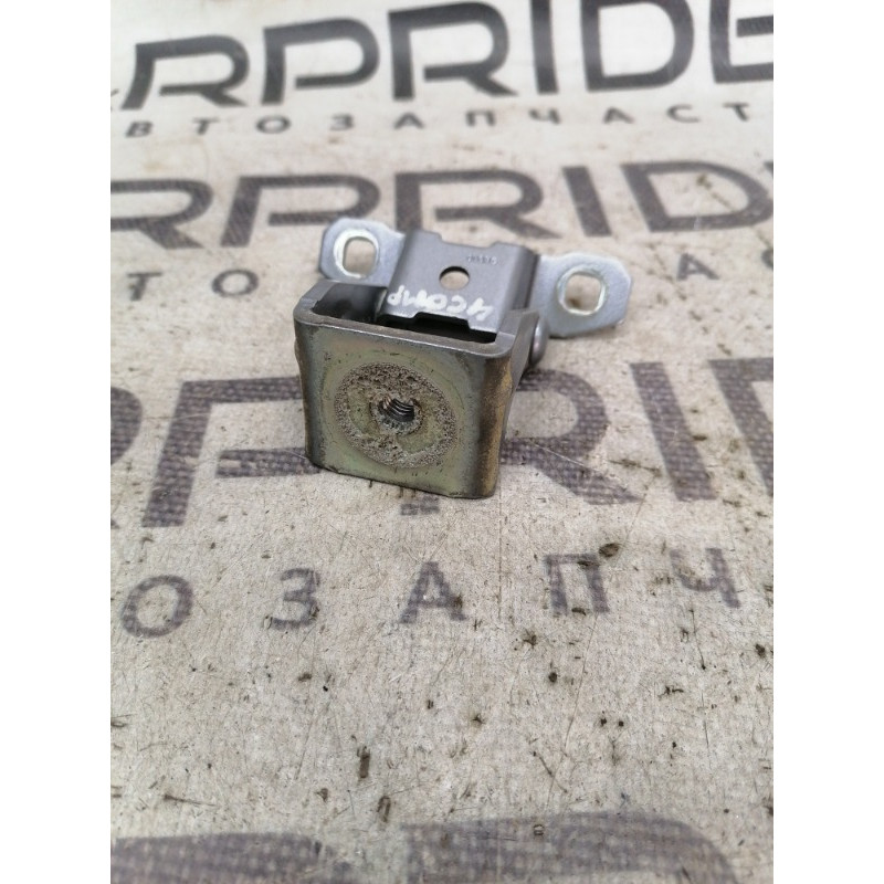 Петля багажника (кузов и элементы) Jeep Compass MP 2018 2.4 68279716AA