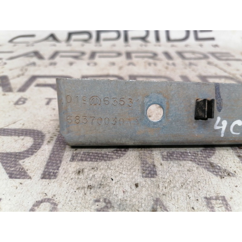 Кронштейн (двигатель и элементы) Jeep Compass MP 2018 2.4 68370030aa