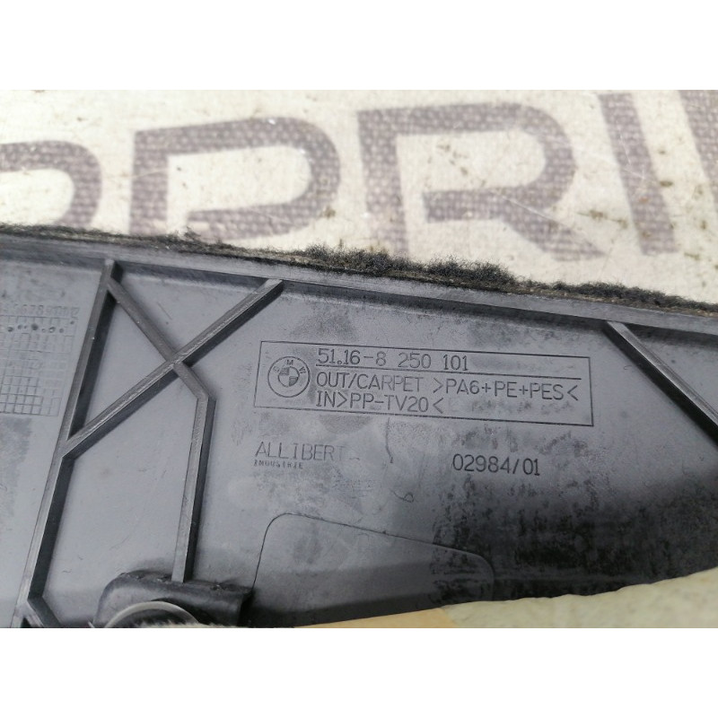 Накладка центральной консоли (салон) BMW X5 e53 51168250101