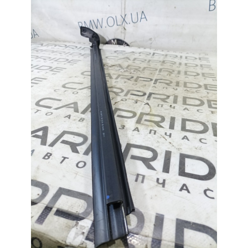 Внутрішній молдинг скла (зовнішні елементи кузова) BMW 3-series E93 2010 3.0 N52 51377119096