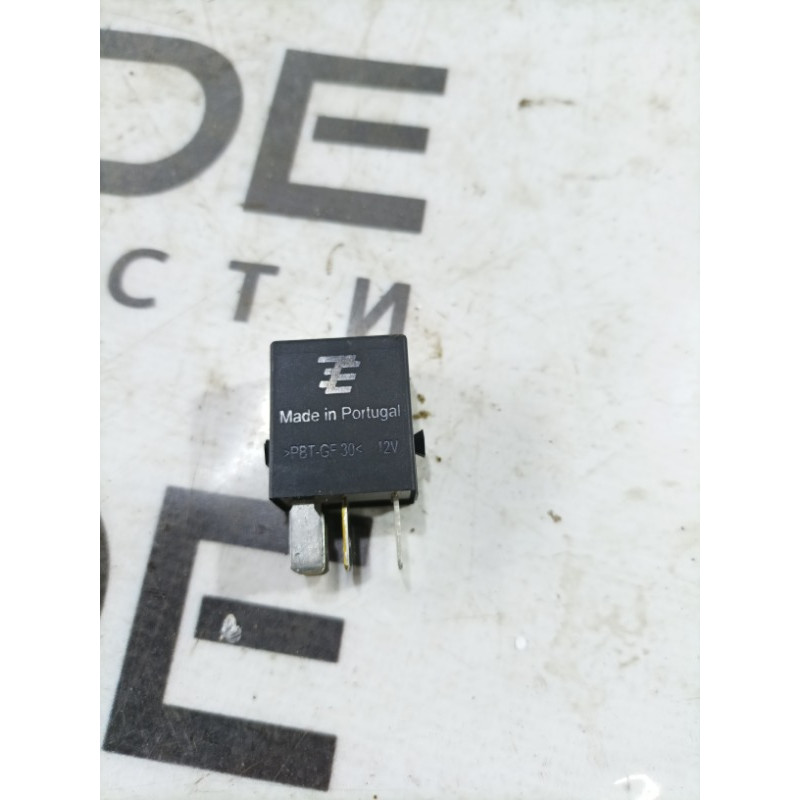 Реле (электрика) Volkswagen Passat B7 2014 1.8 4h0951253c