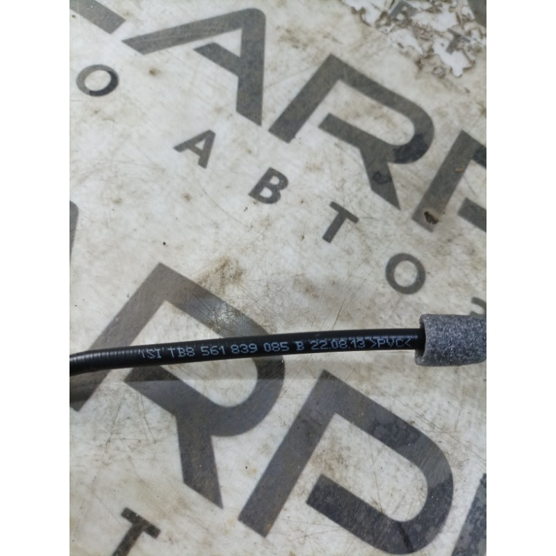 Трос замка двери (кузов и элементы) Volkswagen Passat B7 2014 1.8 561839085B