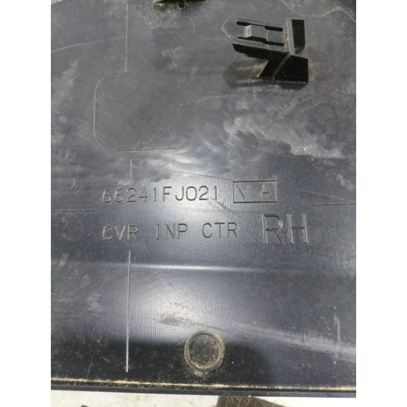 Накладка центральной консоли (салон) Subaru Impreza WRX 2019 66241fj021