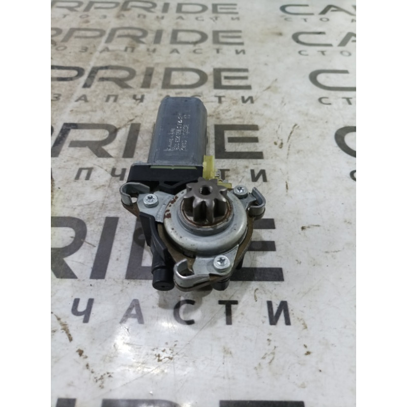 Моторчик регулировки сидения (электрика) Mercedes-Benz E-class W211 2008 3.5 0390203003