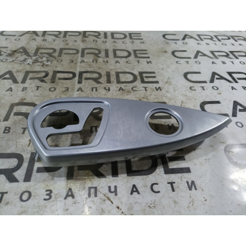 Накладка сидіння (салон) Mercedes-Benz GL X164 2012 4.6 A2519185730