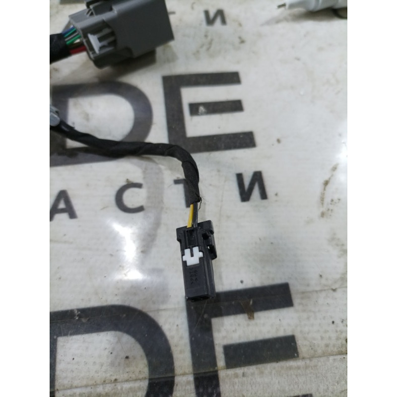 Проводка дверная (электрика) Cadillac Xt5 1 2016 3.6 23395656