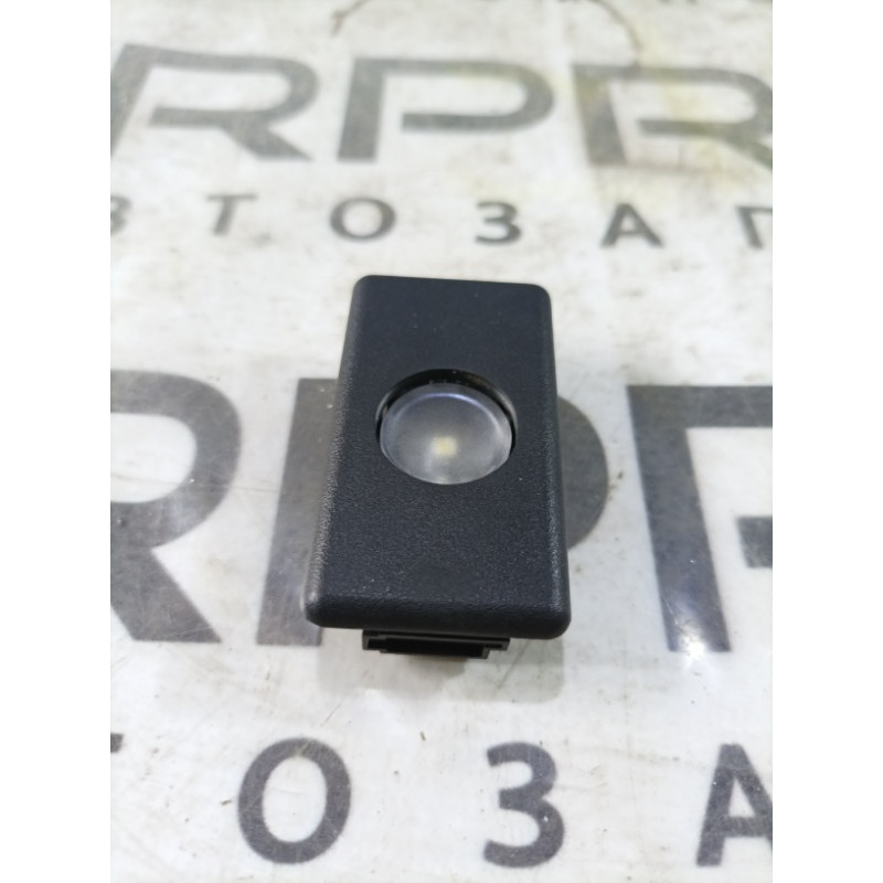 Плафон карты двери (электрика) Cadillac Xt5 1 2016 3.6 13582994