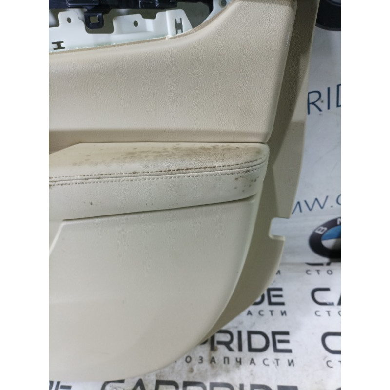 Дверная карта (салон) Cadillac Xt5 1 2016 3.6 84070570