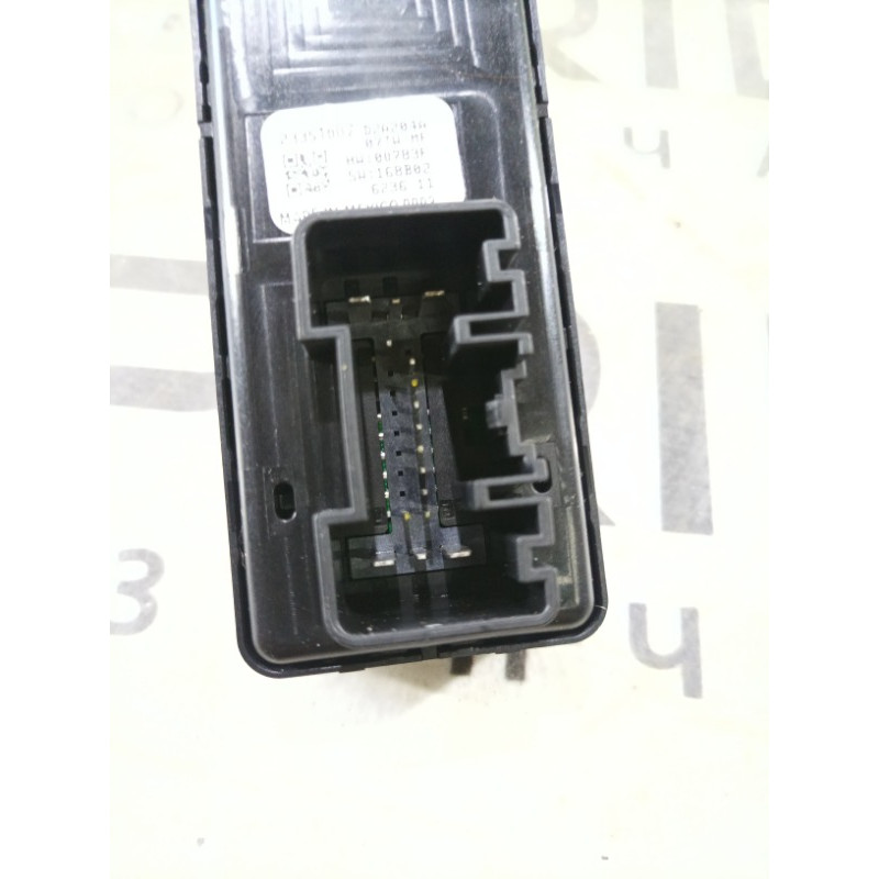 Кнопка стеклоподъемника (электрика / кнопки) Cadillac Xt5 1 2016 3.6 23351607