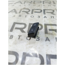 Кнопка блокировки центрального замка