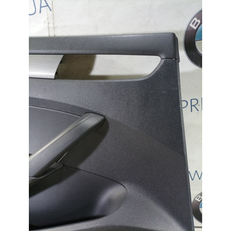 Дверная карта (салон) Volkswagen Passat B7 2014 1.8 561867211a