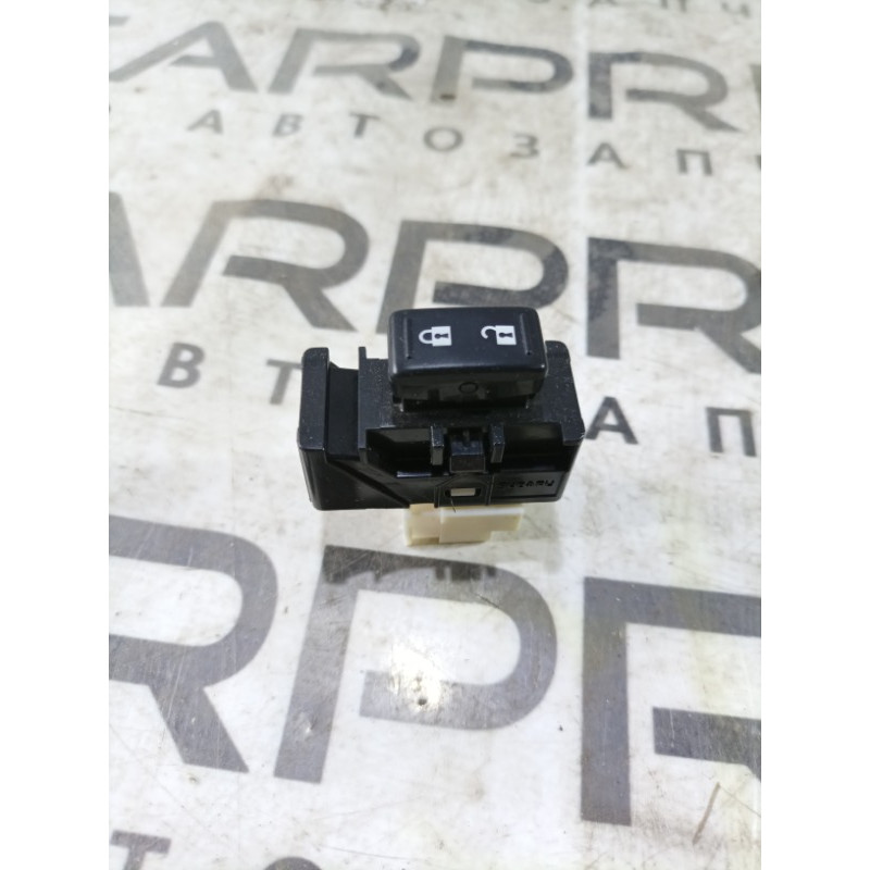 Кнопка блокировки центрального замка (электрика / кнопки) Subaru Outback BS 2016 2.5 83078AJ000