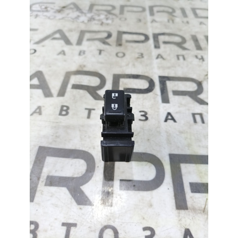 Кнопка блокировки центрального замка (электрика / кнопки) Subaru Outback BS 2016 2.5 83078AJ000