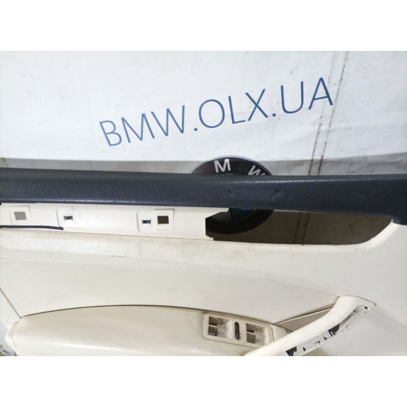 Дверная карта (салон) Volkswagen Passat B7 2014 1.8 561867011a