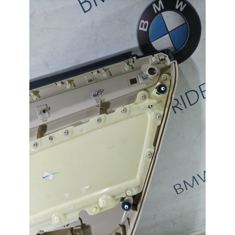 Дверная карта (салон) Volkswagen Passat B7 2014 1.8 561867211a