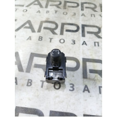 Кнопка регулировки зеркала