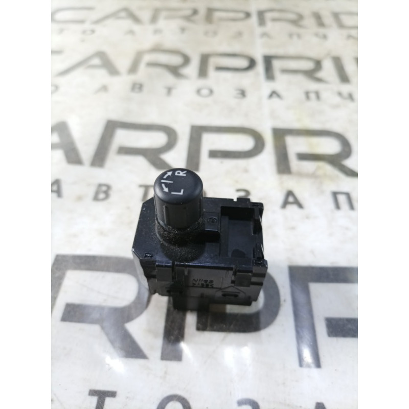 Кнопка регулировки зеркала (электрика / кнопки) Subaru Outback BS 2016 2.5 83061AL01A