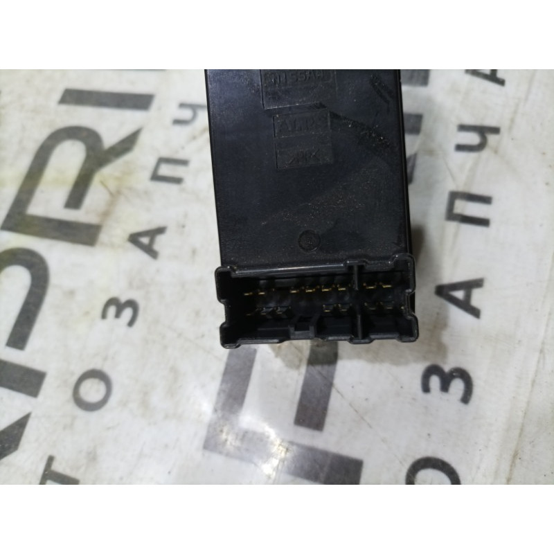 Кнопка стеклоподъемника (электрика / кнопки) Infiniti QX60 L50 2015 3.5 254313ja1a