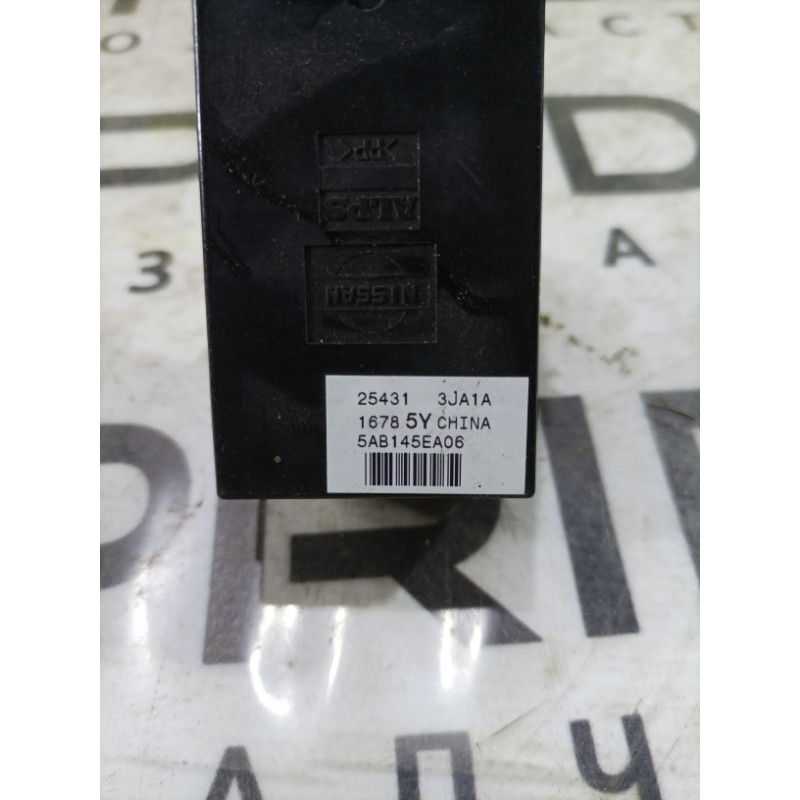 Кнопка стеклоподъемника (электрика / кнопки) Infiniti QX60 L50 2015 3.5 254313ja1a