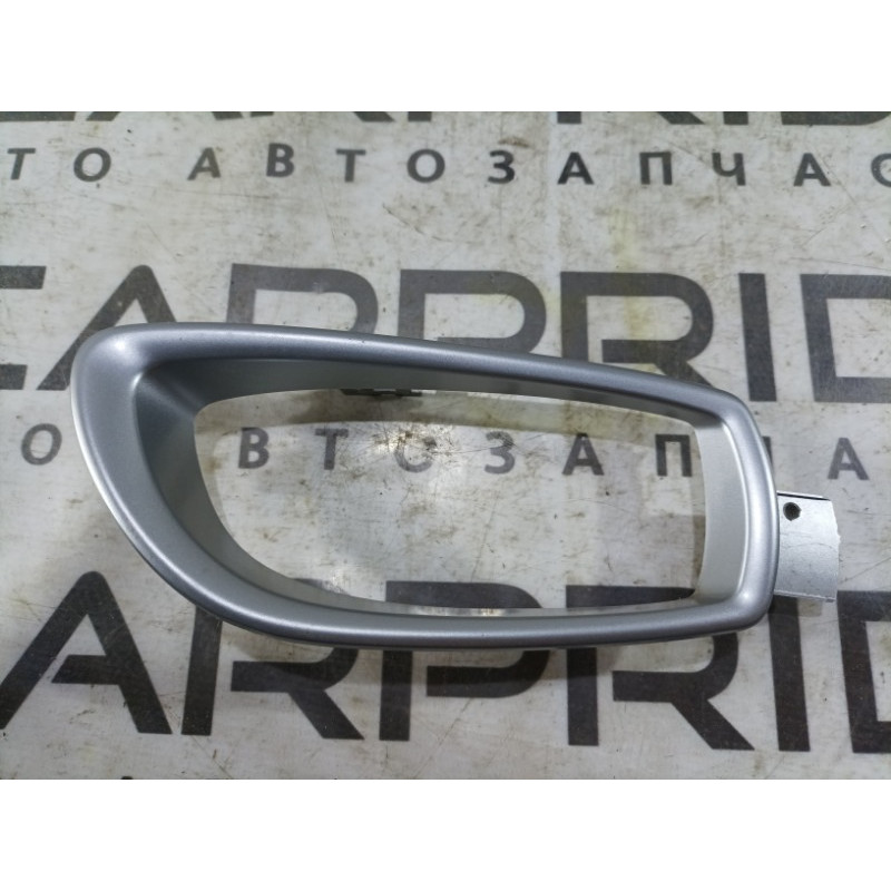 Накладка ручки внутренней (салон) Infiniti QX60 L50 2015 3.5 826823ja0a