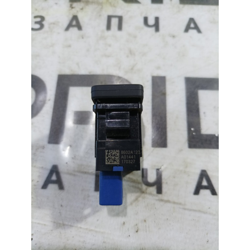 Кнопка ESP (электрика / кнопки) Mitsubishi Outlander GF 2017 2.4 8602a123