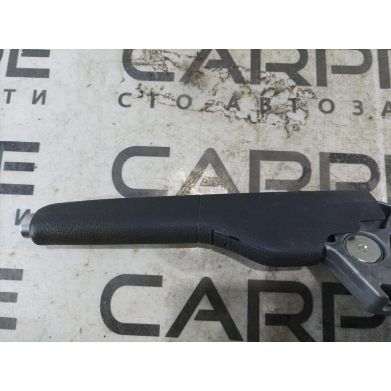 Ручка стояночного тормоза (тормозная система) Volkswagen Golf 1K 2.5 8j0711303a