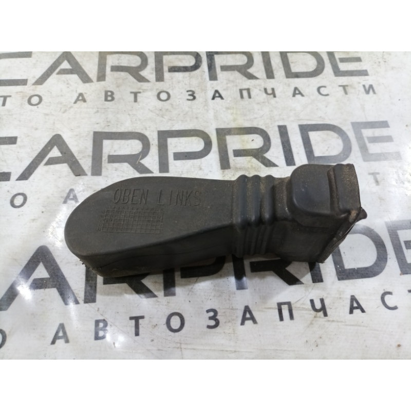 Пыльник (кузов и элементы) Audi A4 B8 8k0837267b