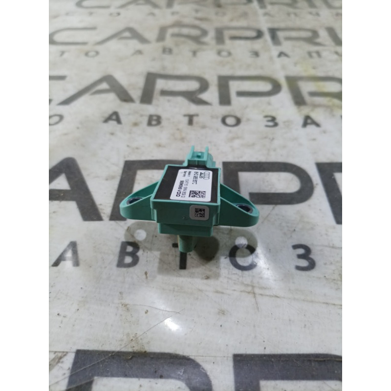 Датчик удара (электрика / датчики) Audi A4 B8 8k0955557c