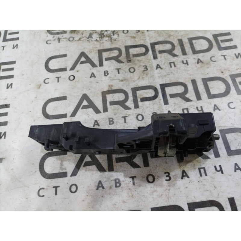 Кронштейн ручки двери (кузов и элементы) Audi A4 B8